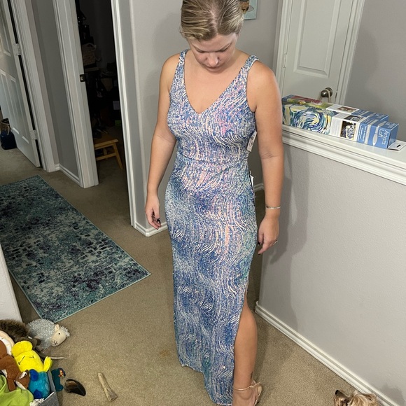 Nightway Formal Dress - Picture 8 of 10